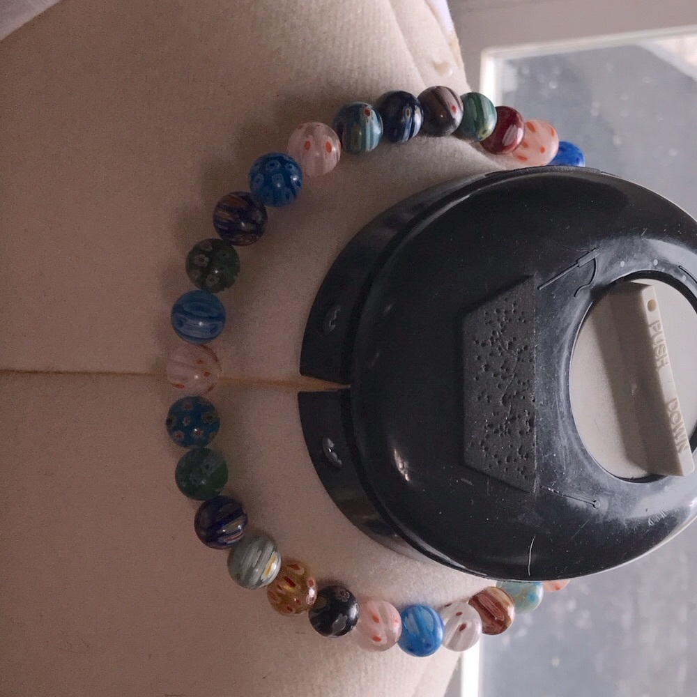 Multicolor Beaded Choker, magnetic closure